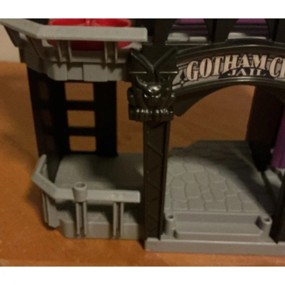 Imaginext DC Gotham City Jail Batman Playset Fisher‎ Price, Missing Doors
